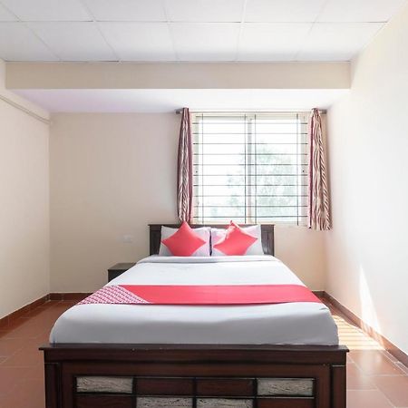 Oyo 49073 Whitefield Comforts Hotel Bangalore Luaran gambar