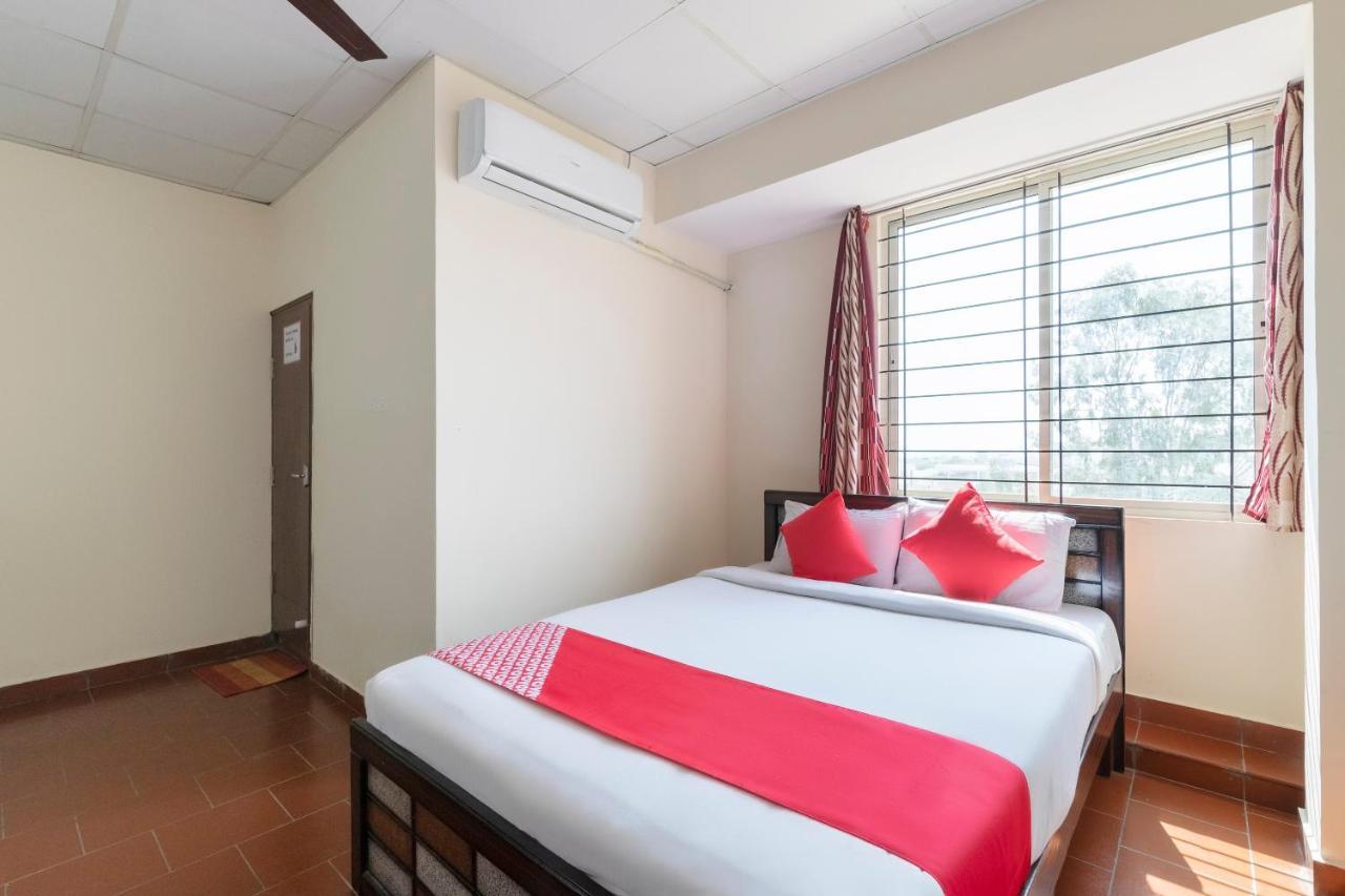 Oyo 49073 Whitefield Comforts Hotel Bangalore Luaran gambar