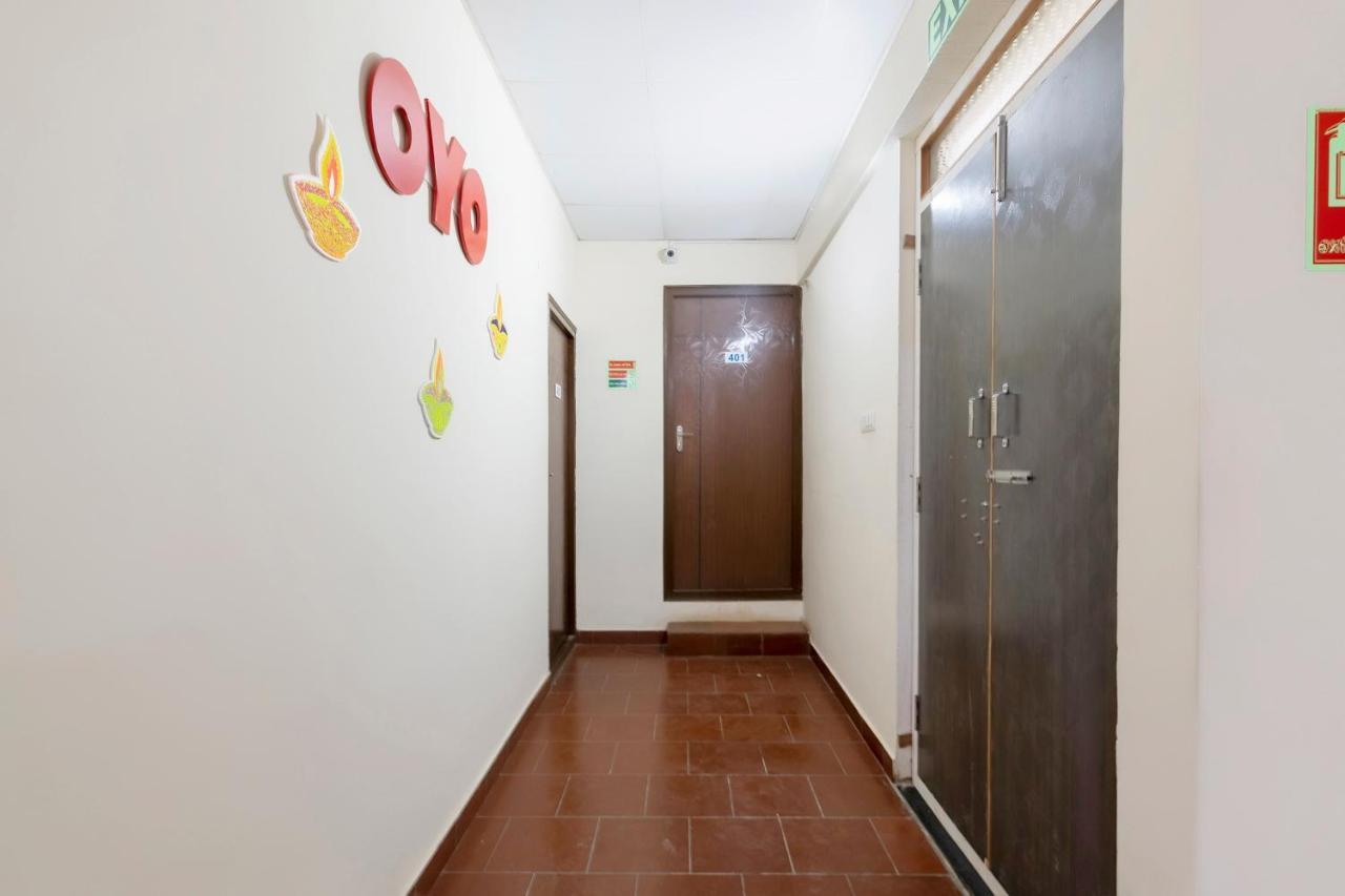 Oyo 49073 Whitefield Comforts Hotel Bangalore Luaran gambar